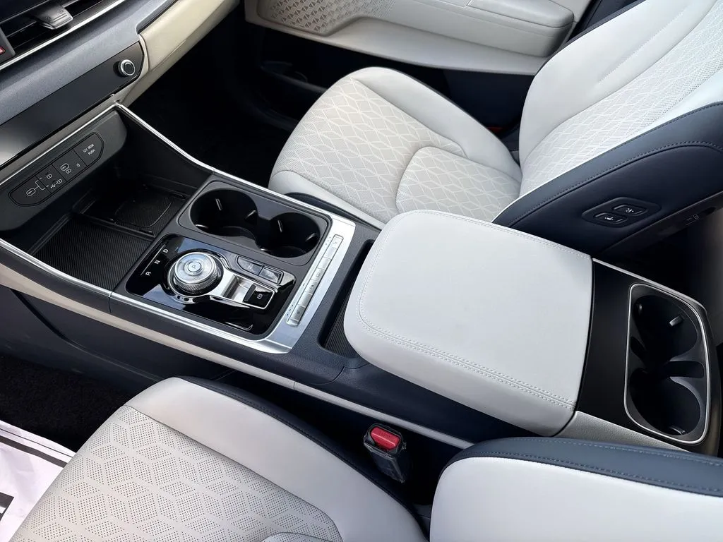 2026 Kia Carnival EX - Photo 22