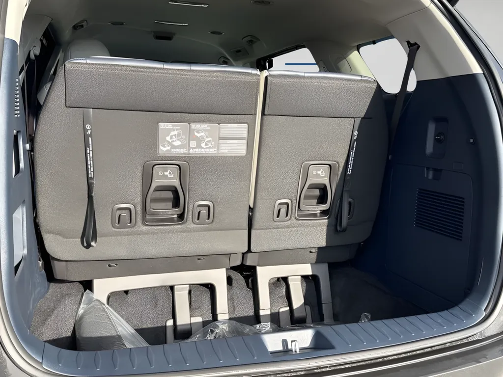 2026 Kia Carnival EX - Photo 19