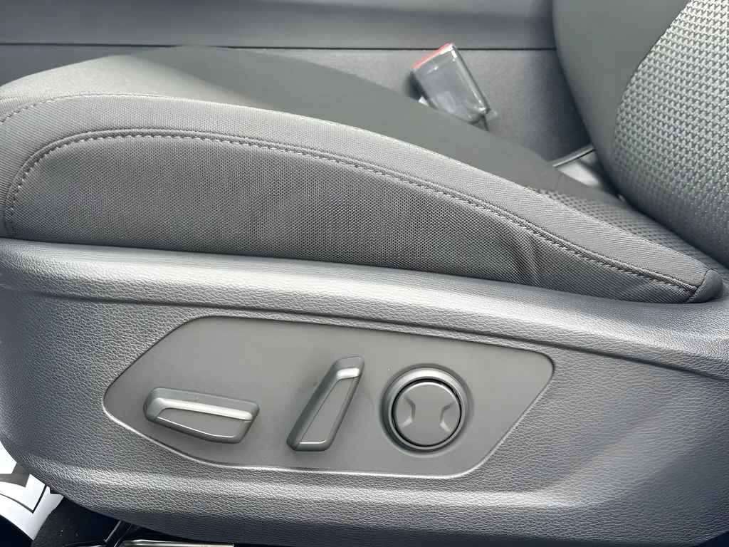 2026 Kia Sportage S Hybrid - Photo 14