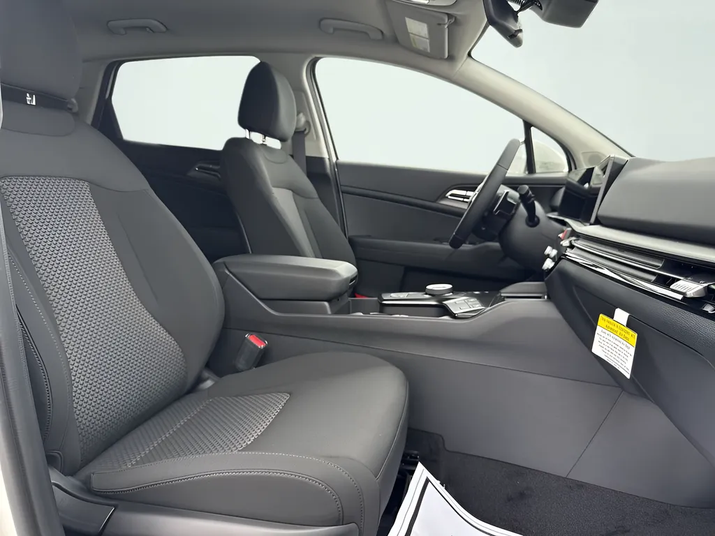 2026 Kia Sportage S Hybrid - Photo 24