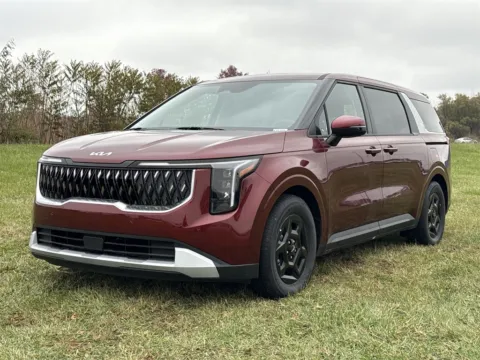 More photos of 2026 Kia Carnival LXS at Graff Kia of Chesterton, IN