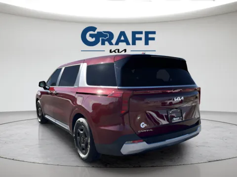 More photos of 2026 Kia Carnival LXS at Graff Kia of Chesterton, IN