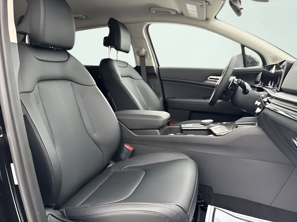 2026 Kia Sportage EX Hybrid - Photo 24