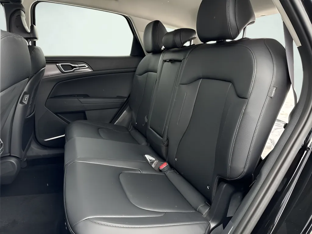 2026 Kia Sportage EX Hybrid - Photo 23
