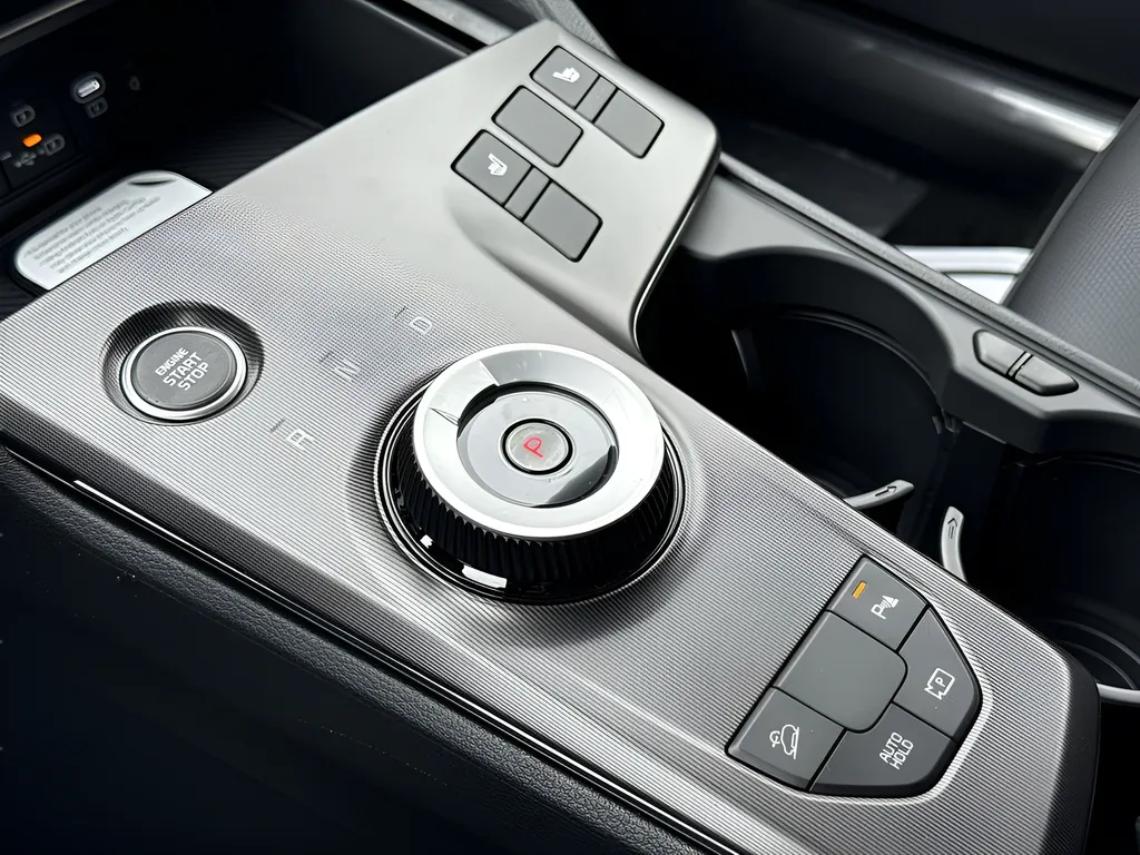 2026 Kia Sportage EX Hybrid - Photo 20