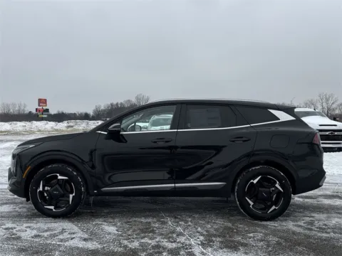 More photos of 2026 Kia Sportage Hybrid EX at Graff Kia of Chesterton, IN