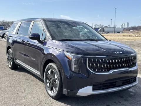 Photos of 2026 Kia Carnival Hybrid LXS for sale in Burns Harbor, IN at Graff Kia of Chesterton