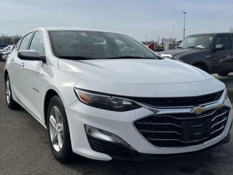 Photos of 2023 Chevrolet Malibu LT for sale in Burns Harbor, IN at Graff Kia of Chesterton