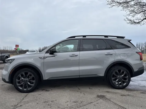 More photos of 2022 Kia Sorento X-Line SX Prestige at Graff Kia of Chesterton, IN