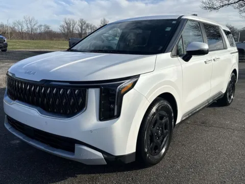 White 2025 Kia Carnival LXS for sale in Burns Harbor, IN