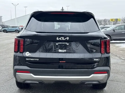 More photos of 2026 Kia Sorento S at Graff Kia of Chesterton, IN