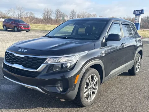 More photos of 2023 Kia Seltos LX at Graff Kia of Chesterton, IN