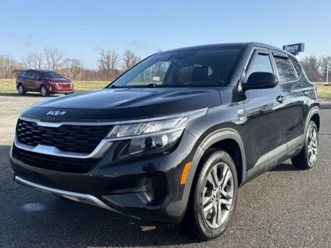Black 2023 Kia Seltos LX for sale in Burns Harbor, IN