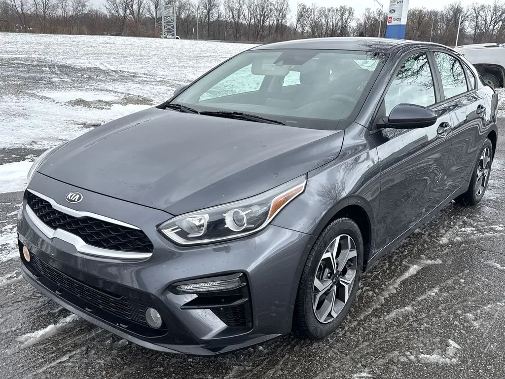 Gray 2019 Kia Forte LXS for sale in Burns Harbor, IN