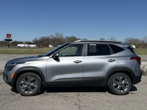 More photos of 2024 Kia Seltos S at Graff Kia of Chesterton, IN