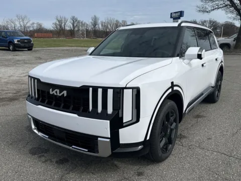 More photos of 2027 Kia Telluride SX at Graff Kia of Chesterton, IN