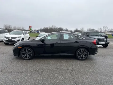 More photos of 2019 Honda Civic Sport at Graff Kia of Chesterton, IN