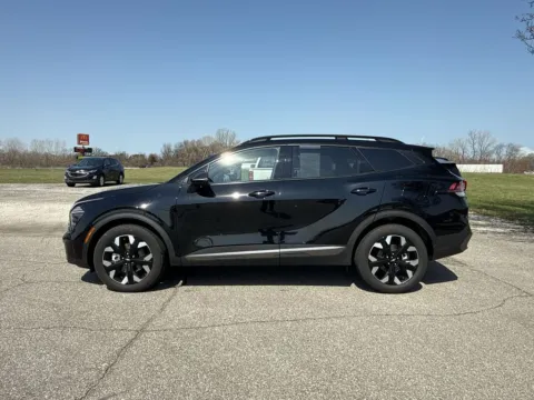 More photos of 2024 Kia Sportage X-Line at Graff Kia of Chesterton, IN