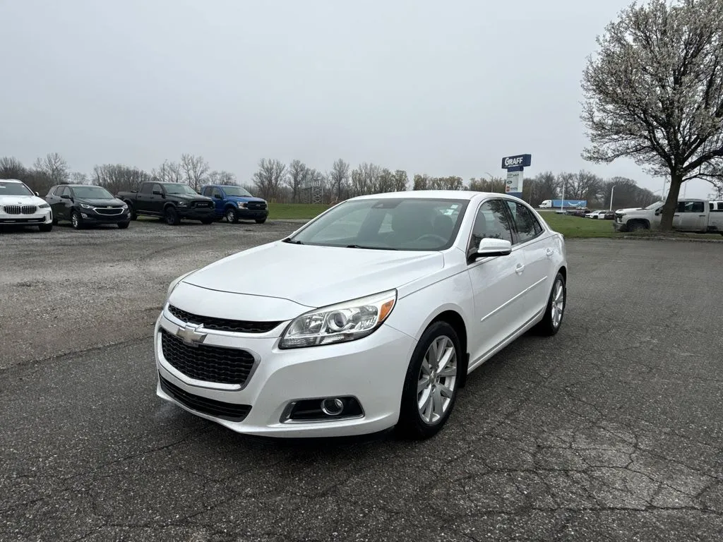 2015 Chevrolet Malibu LT for sale in Burns Harbor, IN