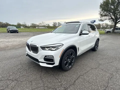 More photos of 2019 BMW X5 xDrive40i at Graff Kia of Chesterton, IN