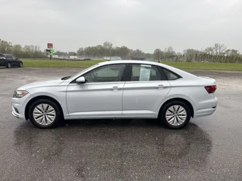 More photos of 2019 Volkswagen Jetta 1.4T S at Graff Kia of Chesterton, IN