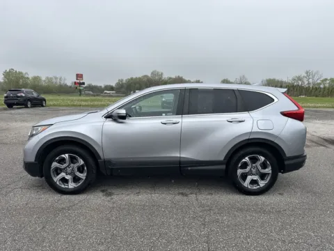 More photos of 2019 Honda CR-V EX at Graff Kia of Chesterton, IN