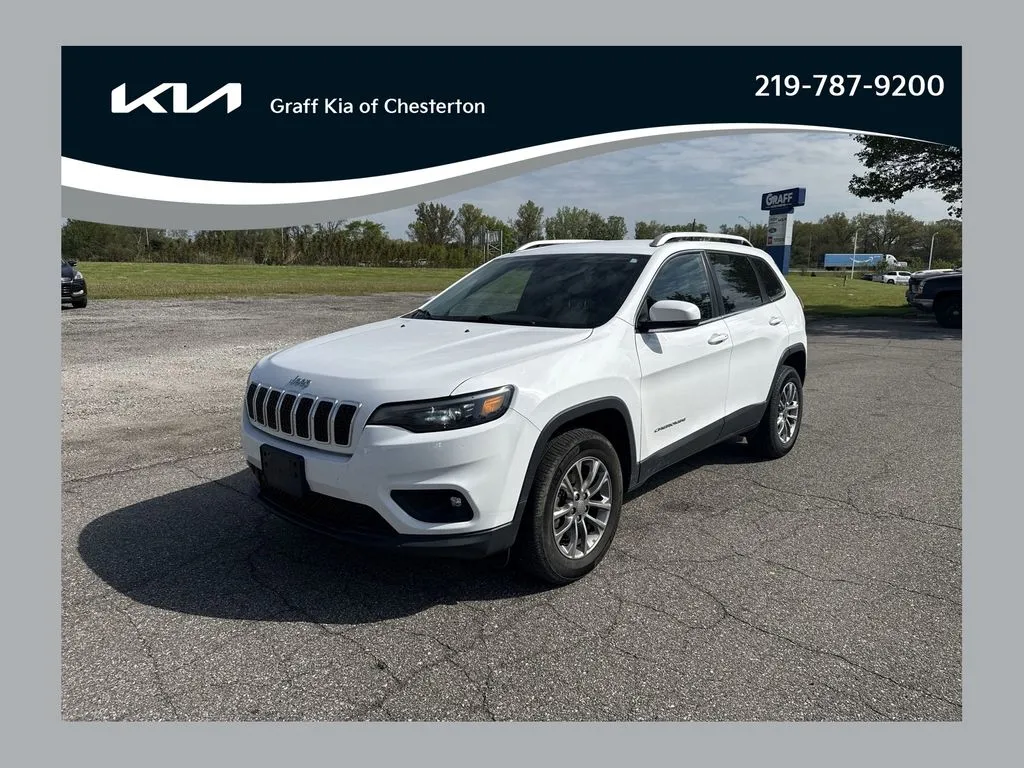 White 2019 Jeep Cherokee Latitude Plus for sale in Burns Harbor, IN