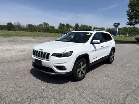 More photos of 2019 Jeep Cherokee Limited at Graff Kia of Chesterton, IN