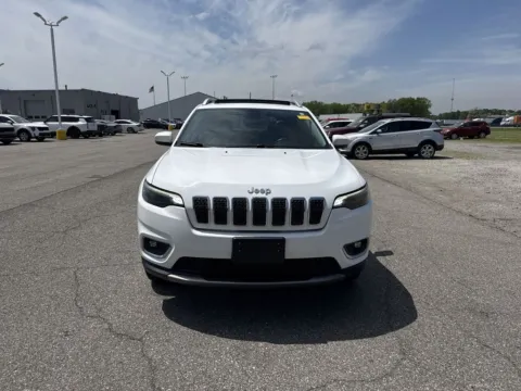 Another view of 2019 Jeep Cherokee Limited for sale in Burns Harbor, IN at Graff Kia of Chesterton
