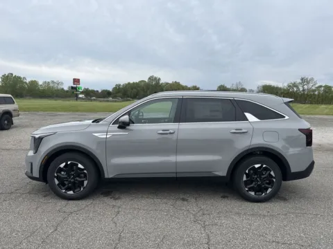 More photos of 2026 Kia Sorento S at Graff Kia of Chesterton, IN