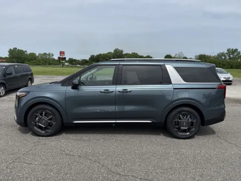 More photos of 2026 Kia Carnival Hybrid SX at Graff Kia of Chesterton, IN