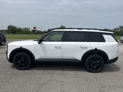 More photos of 2027 Kia Telluride Hybrid X-Line SX at Graff Kia of Chesterton, IN