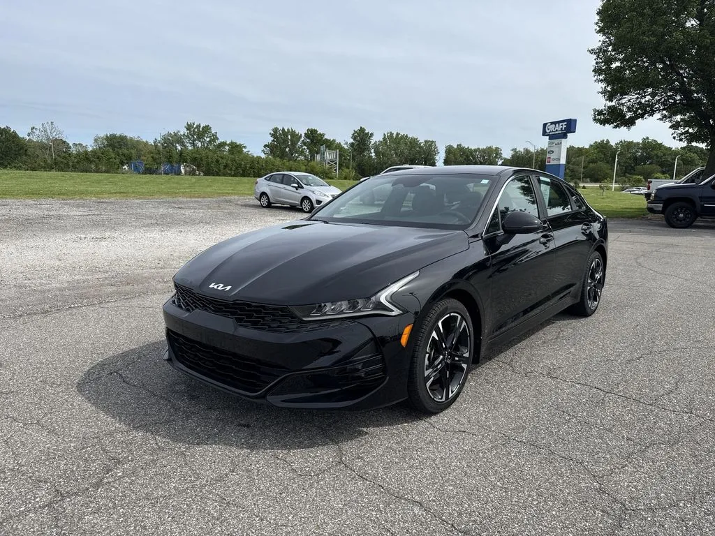 2023 Kia Optima GT-Line FWD's photo