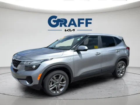 Photos of 2023 Kia Seltos LX for sale in Burns Harbor, IN at Graff Kia of Chesterton