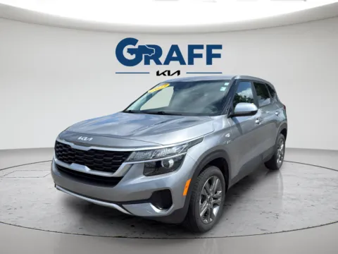 Gray 2023 Kia Seltos LX for sale in Burns Harbor, IN