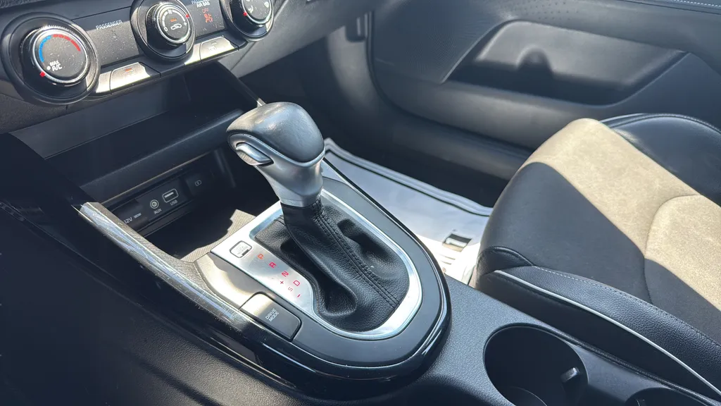2021 Kia Forte GT-Line - Photo 29
