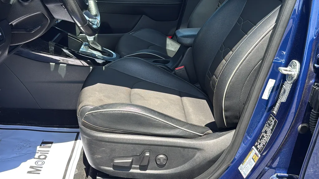 2021 Kia Forte GT-Line - Photo 26