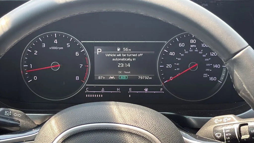 2022 Kia Sorento S - Photo 18