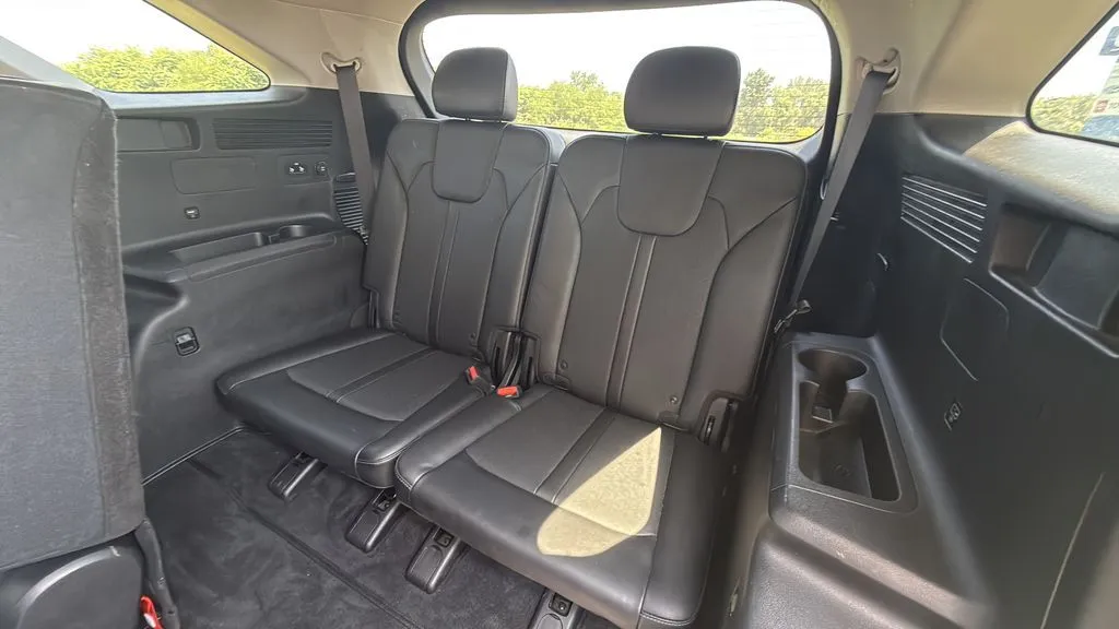 2022 Kia Sorento S - Photo 33