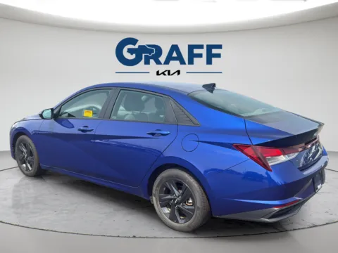 More photos of 2023 Hyundai Elantra SEL at Graff Kia of Chesterton, IN