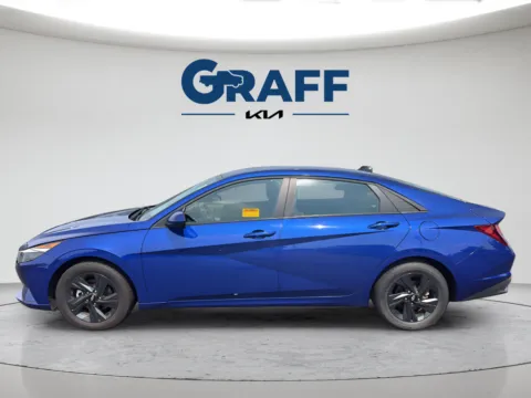 More photos of 2023 Hyundai Elantra SEL at Graff Kia of Chesterton, IN