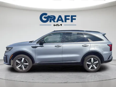 Another view of 2021 Kia Sorento EX for sale in Burns Harbor, IN at Graff Kia of Chesterton