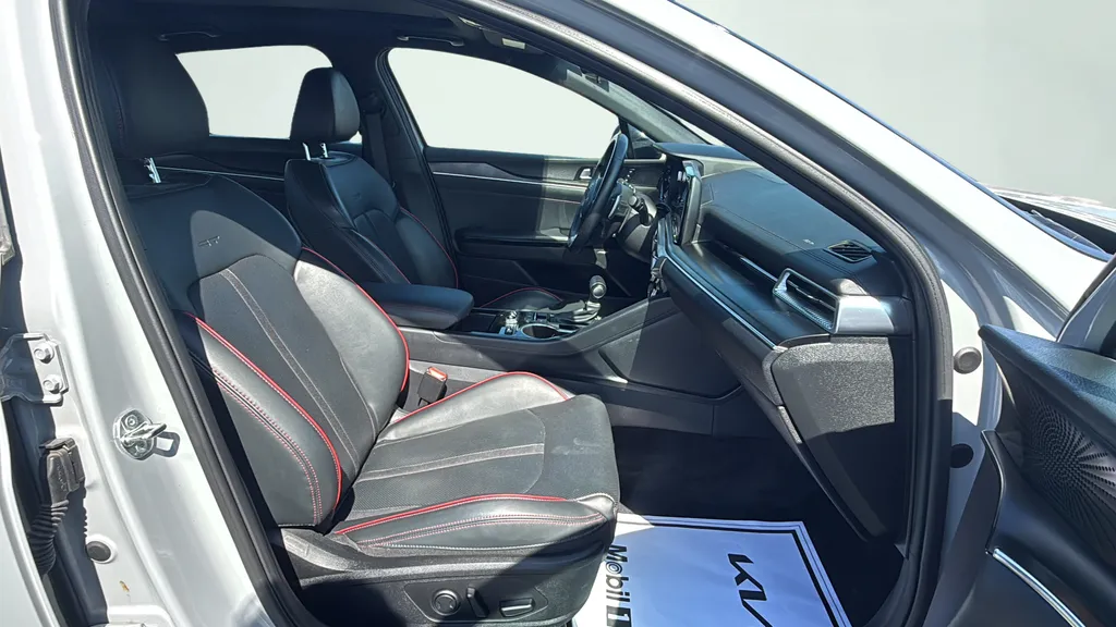 2024 Kia K5 GT - Photo 46