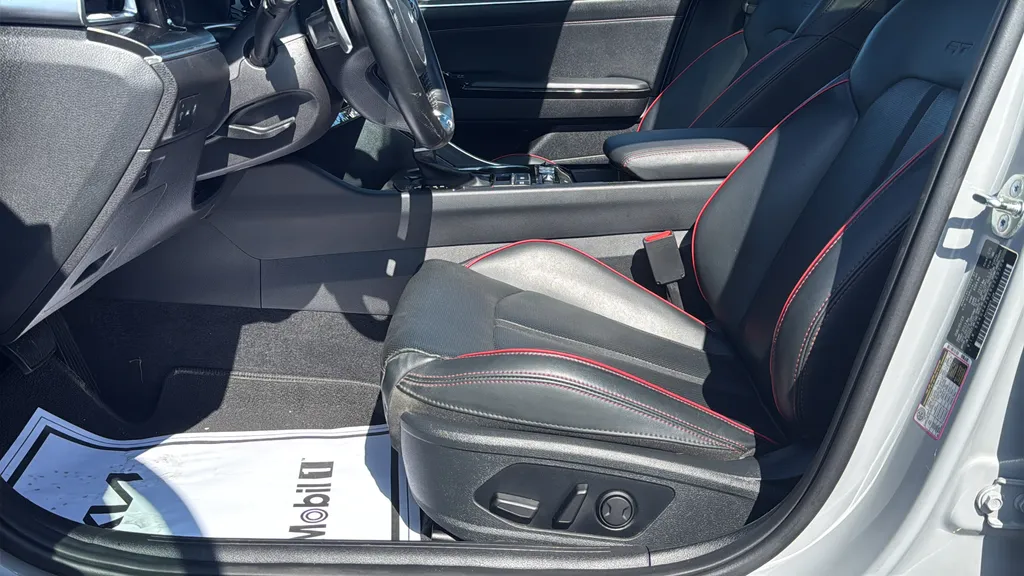 2024 Kia K5 GT - Photo 25