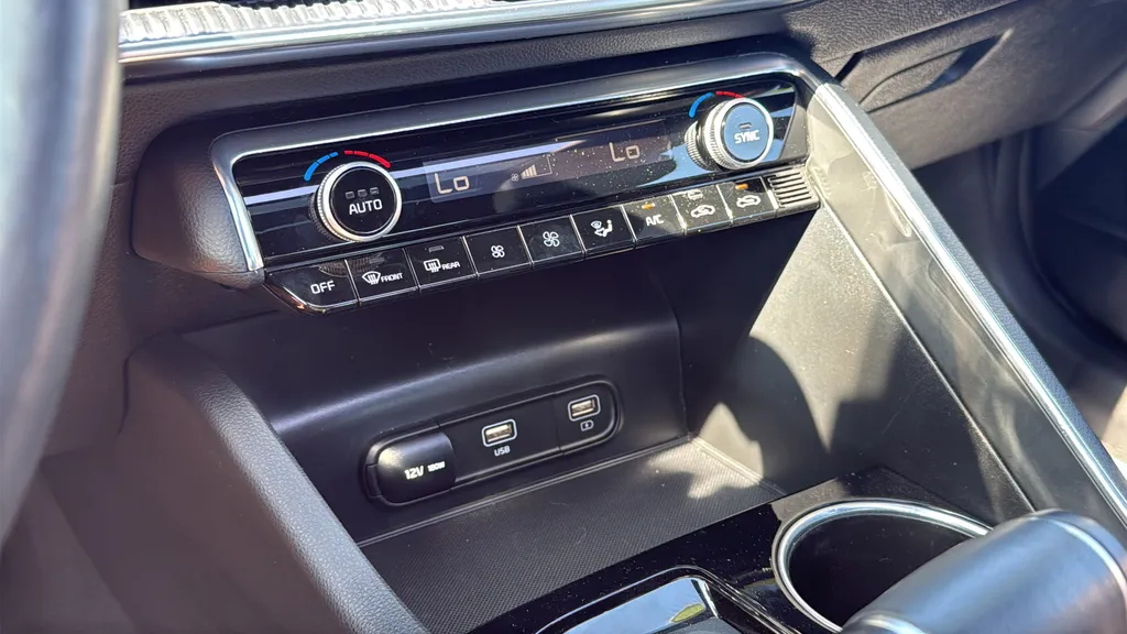 2024 Kia K5 GT - Photo 43