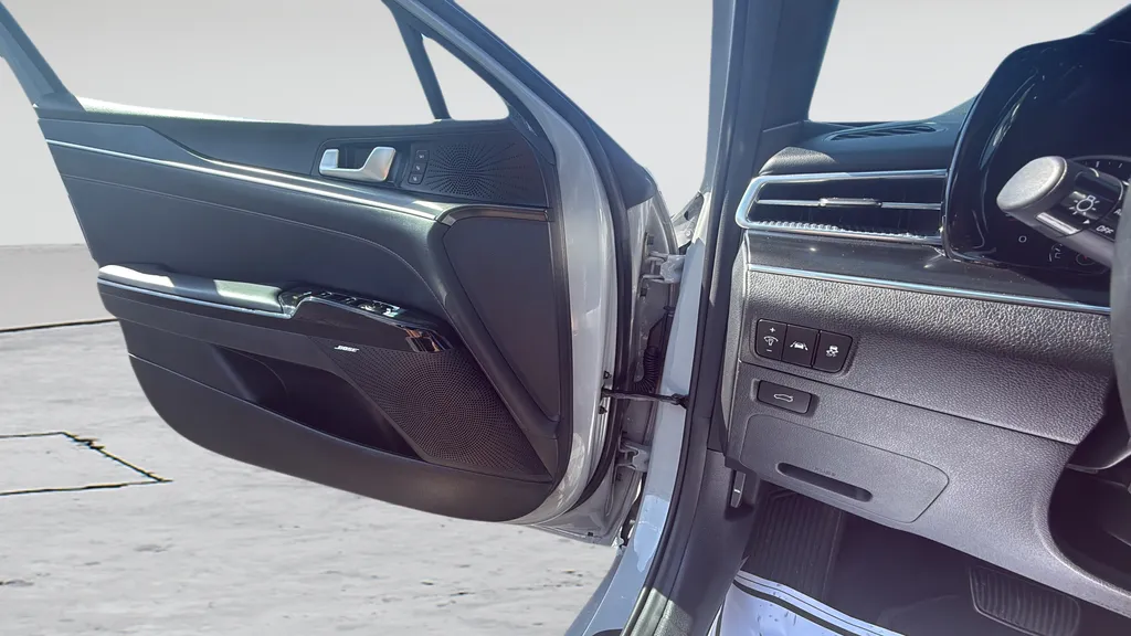 2024 Kia K5 GT - Photo 26