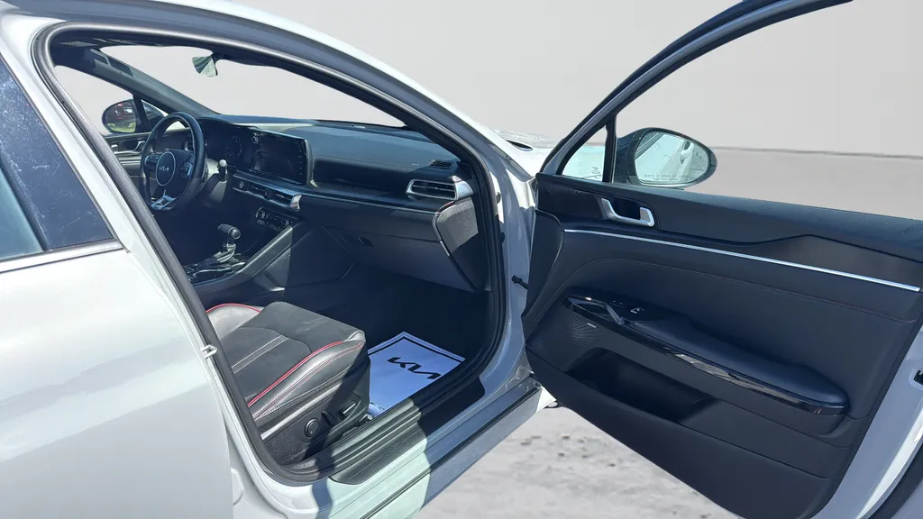 2024 Kia K5 GT - Photo 23