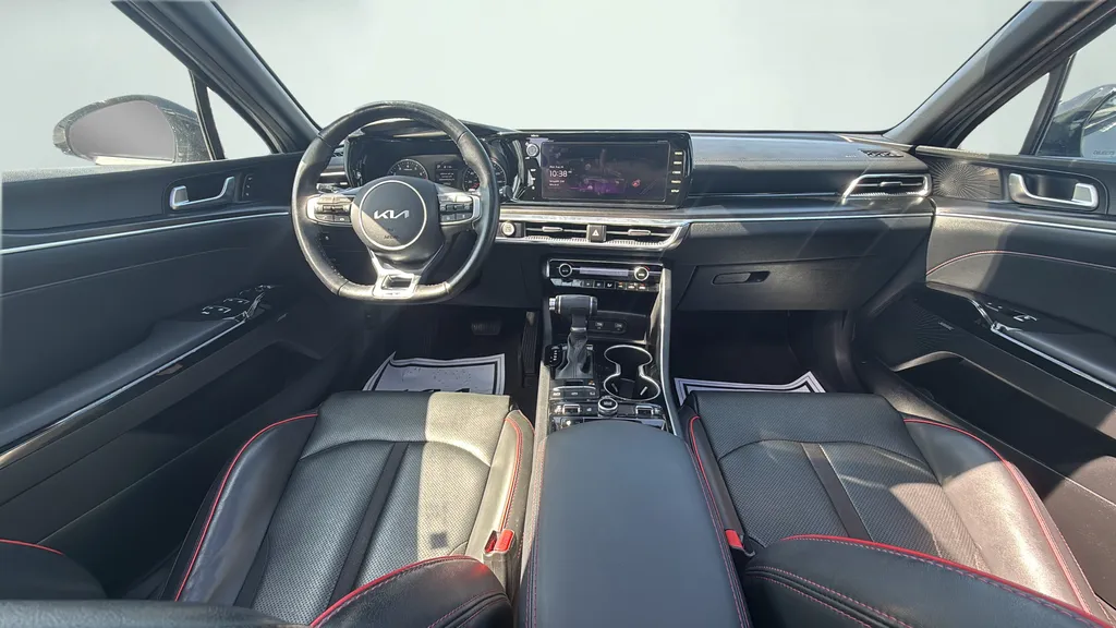 2024 Kia K5 GT - Photo 41