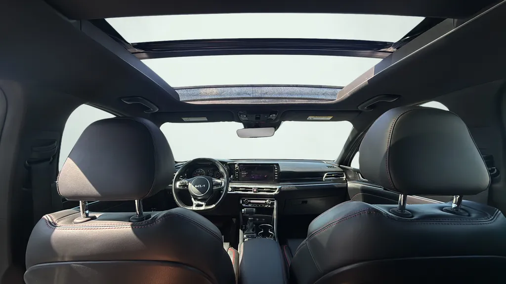 2024 Kia K5 GT - Photo 37