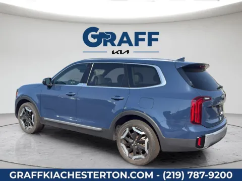 More photos of 2024 Kia Telluride S at Graff Kia of Chesterton, IN
